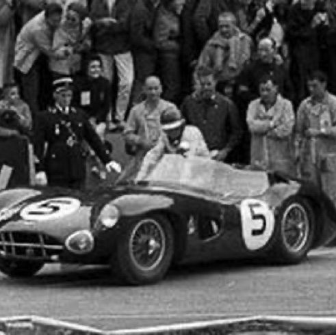 24 H Mans 1961: Jim fait équipe avec un autre écossais, Ron Flockhart, ils abandonneront sur panne mécanique